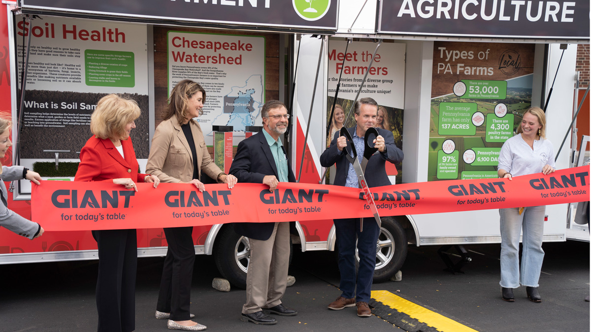 Immersion Lab Ribbon Cutting at National Farmers Day at PA Farm Show